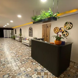 Oda ve Kahvaltı Mara Köy ıçi Luxury Alaçatı ***