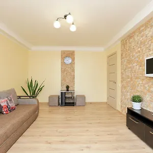 Апартаменты On Obolonskiy Prospect 16v, Киев