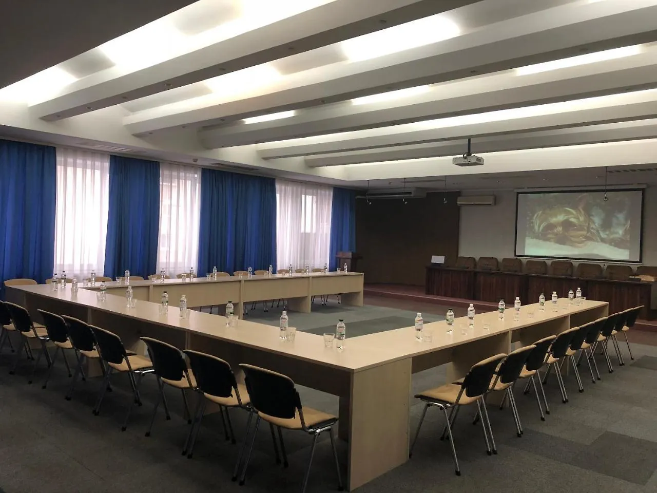 Отель Express Киев
